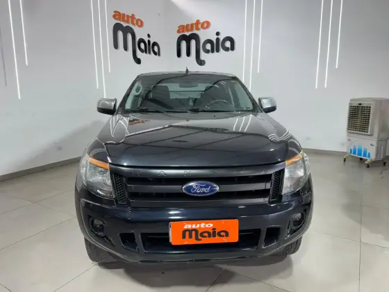 FORD RANGER 2.5 XLS 4X2 CD 16V FLEX 4P MANUAL FORD RANGER 2.5 XLS 4X2 CD 16V FLEX 4P MANUAL