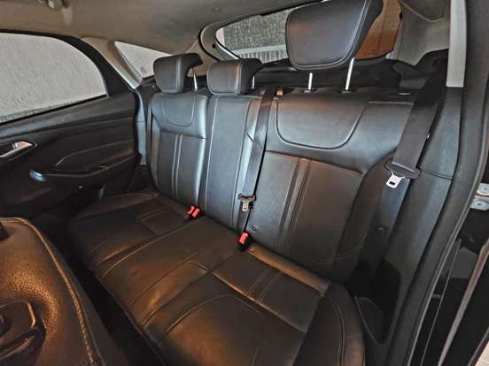 FORD-FOCUS-1.6 SE 16V FLEX 4P MANUAL FORD-FOCUS-2015