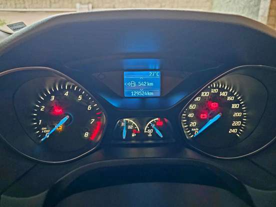FORD-FOCUS-1.6 SE 16V FLEX 4P MANUAL FORD-FOCUS-2015