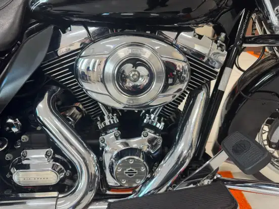 HARLEY-DAVIDSON-ROAD KING CLASSIC-2013
