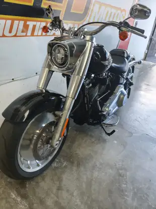HARLEY-DAVIDSON-SOFTAIL FAT BOY-2019