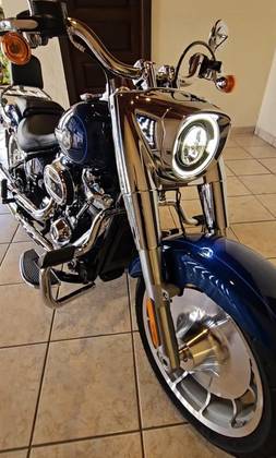 HARLEY-DAVIDSON SOFTAIL FAT BOY 114 