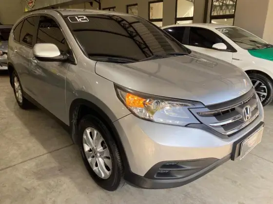 HONDA CRV 2.0 LX 4X2 16V GASOLINA 4P AUTOMÁTICO HONDA CRV 2.0 LX 4X2 16V GASOLINA 4P AUTOMÁTICO