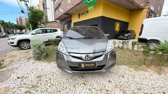 HONDA-FIT-2012