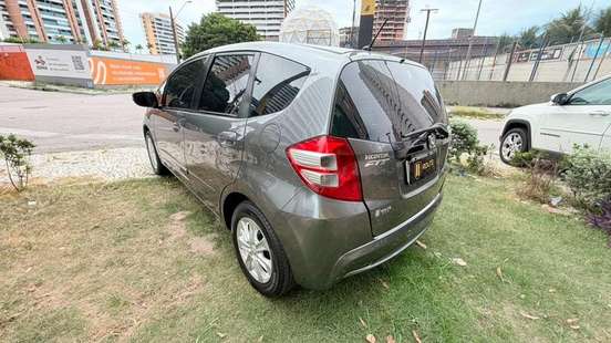 HONDA-FIT-2012