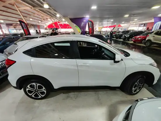 HONDA-HR-V-2017