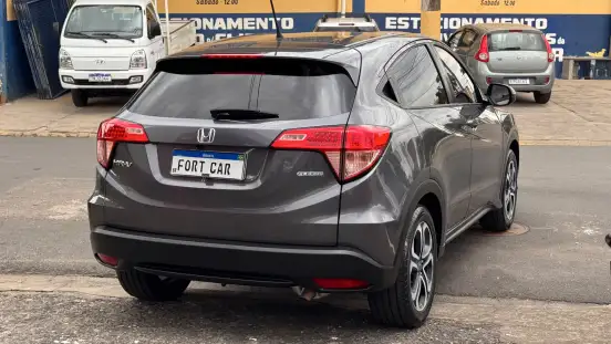 HONDA-HR-V-1.8 16V FLEX LX 4P AUTOMÁTICO HONDA-HR-V-2015