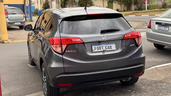 HONDA-HR-V-1.8 16V FLEX LX 4P AUTOMÁTICO HONDA-HR-V-2015