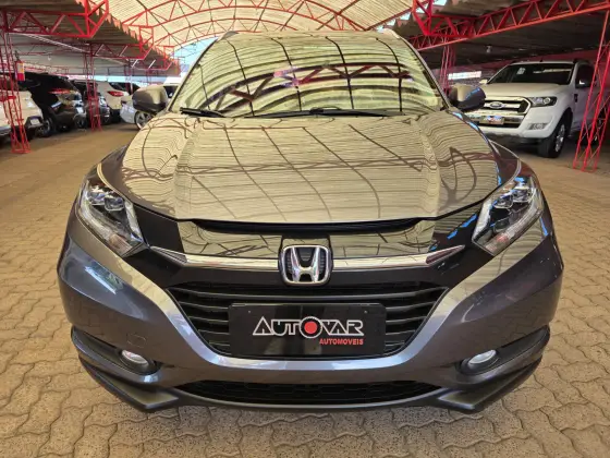 HONDA HR-V 1.8 16V FLEX TOURING 4P AUTOMÁTICO HONDA HR-V 1.8 16V FLEX TOURING 4P AUTOMÁTICO