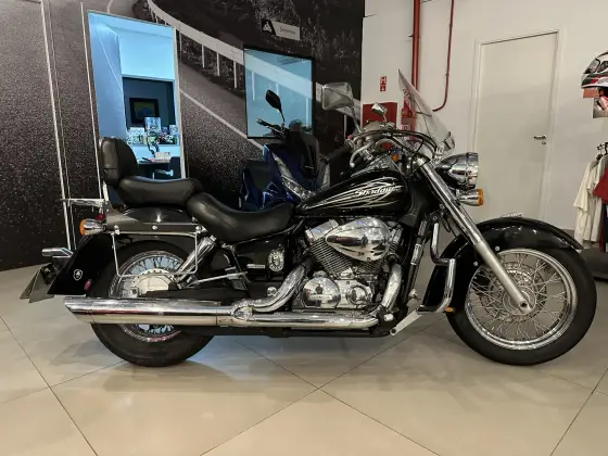 HONDA SHADOW 750 
