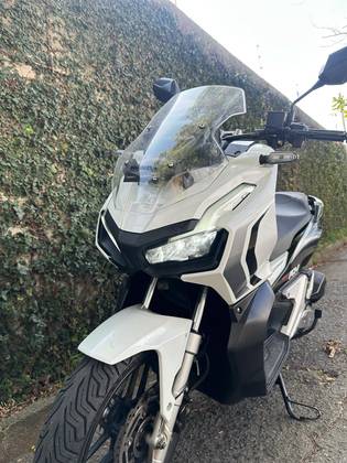 HONDA ADV 
