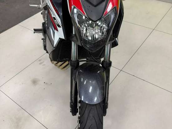 HONDA-CB 650 F HONDA-CB 650 F-2015