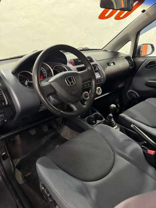 HONDA-FIT-2007