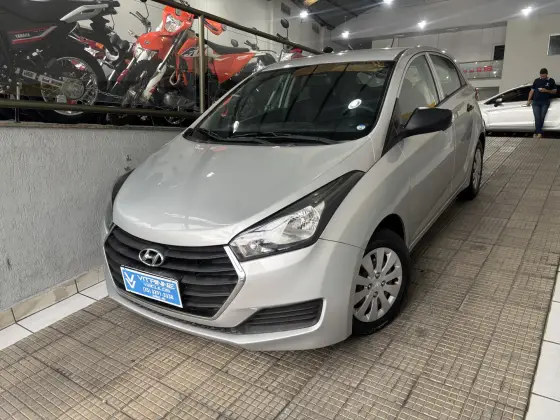 HYUNDAI HB20 1.0 COMFORT PLUS 12V FLEX 4P MANUAL HYUNDAI HB20 1.0 COMFORT PLUS 12V FLEX 4P MANUAL