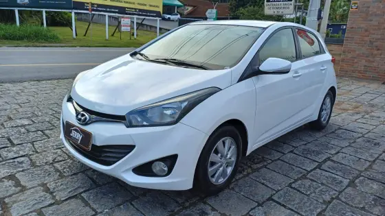 HYUNDAI HB20 1.0 COMFORT STYLE 12V FLEX 4P MANUAL HYUNDAI HB20 1.0 COMFORT STYLE 12V FLEX 4P MANUAL