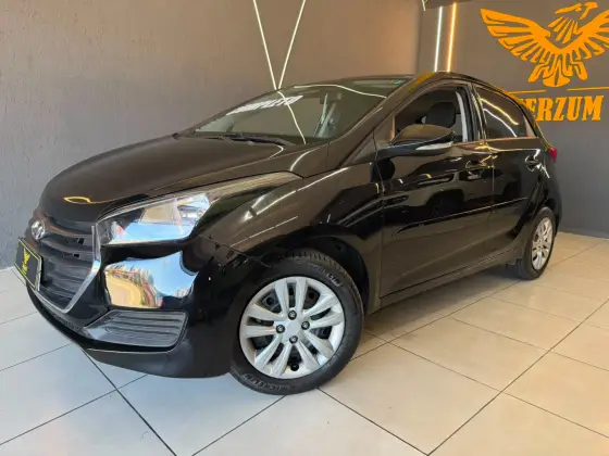 HYUNDAI HB20 1.6 COMFORT PLUS 16V FLEX 4P MANUAL HYUNDAI HB20 1.6 COMFORT PLUS 16V FLEX 4P MANUAL