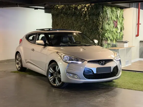 HYUNDAI VELOSTER 1.6 16V GASOLINA 3P AUTOMÁTICO HYUNDAI VELOSTER 1.6 16V GASOLINA 3P AUTOMÁTICO