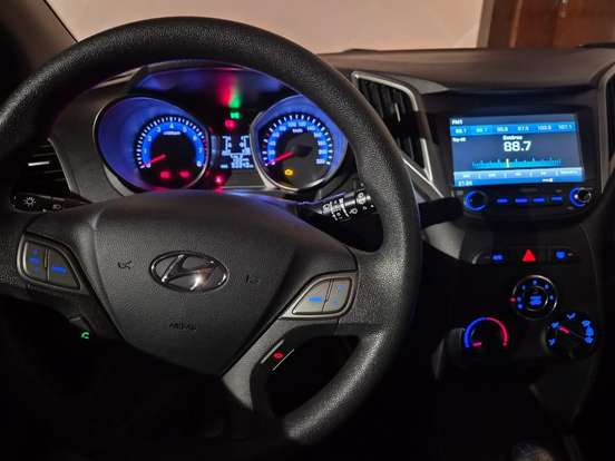 HYUNDAI-HB20-2017