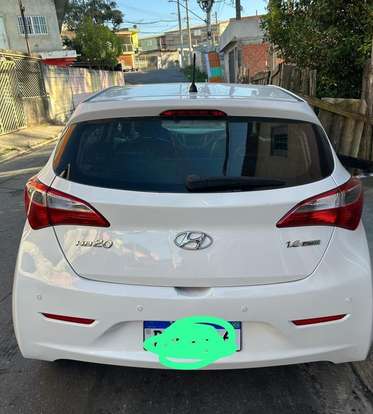 HYUNDAI-HB20-2015