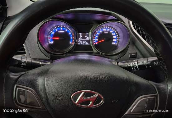 HYUNDAI-HB20-2015