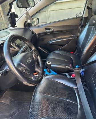HYUNDAI-HB20-2015