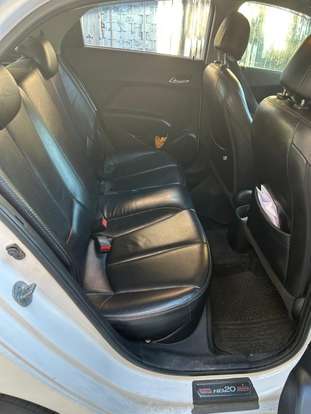 HYUNDAI-HB20-2015