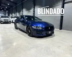 JAGUAR XE 2.0 16V INGENIUM P200 GASOLINA R-SPORT 4P AUTOMÁTICO JAGUAR XE 2.0 16V INGENIUM P200 GASOLINA R-SPORT 4P AUTOMÁTICO