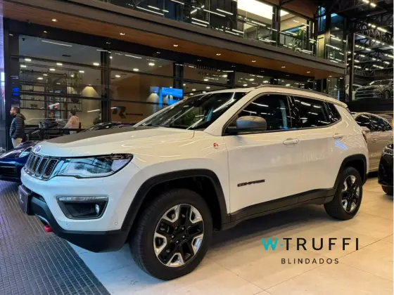 JEEP COMPASS 2.0 16V DIESEL TRAILHAWK 4X4 AUTOMÁTICO JEEP COMPASS 2.0 16V DIESEL TRAILHAWK 4X4 AUTOMÁTICO