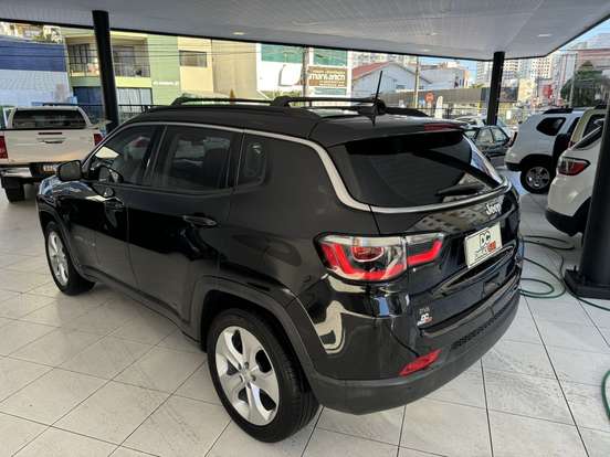 JEEP-COMPASS-2018