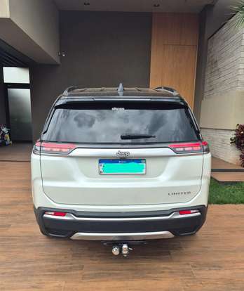 JEEP-COMMANDER-2023