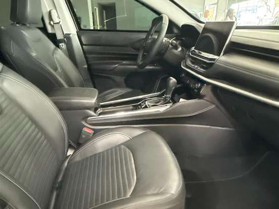 JEEP-COMMANDER-1.3 T270 TURBO FLEX LONGITUDE AT6 JEEP-COMMANDER-2024