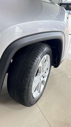 JEEP-COMMANDER-2024