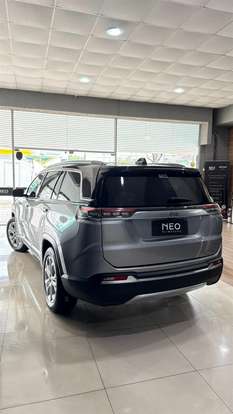 JEEP-COMMANDER-2024