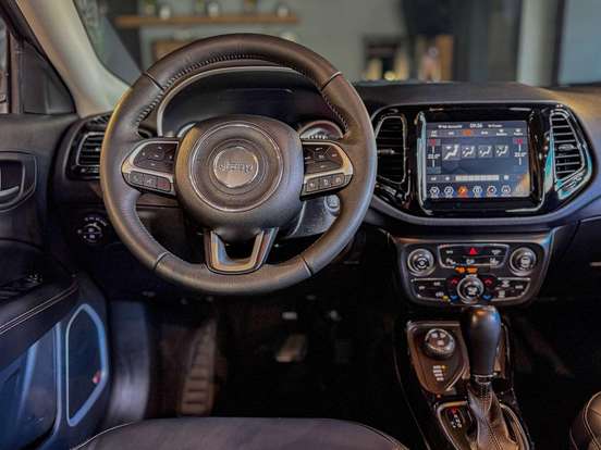 JEEP-COMPASS-2020