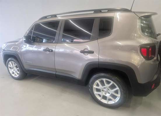 JEEP-RENEGADE-2021