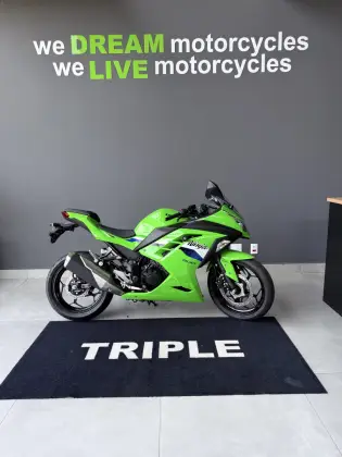 KAWASAKI NINJA 300 