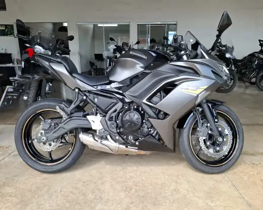 KAWASAKI-NINJA 650 ABS-2023