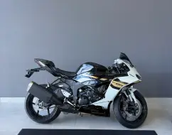KAWASAKI NINJA ZX-6R KAWASAKI NINJA ZX-6R