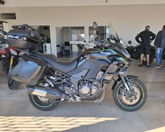 KAWASAKI VERSYS 1000 GRAND TOURER ABS KAWASAKI VERSYS 1000 GRAND TOURER ABS