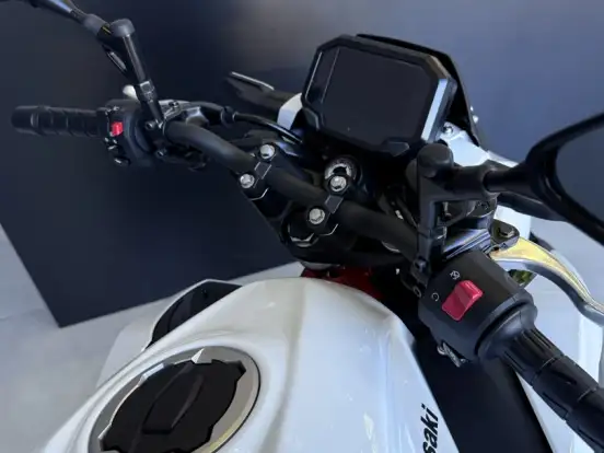 KAWASAKI-Z500 SE KAWASAKI-Z500 SE-2026