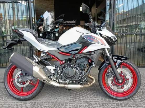 KAWASAKI-Z500 SE KAWASAKI-Z500 SE-2026