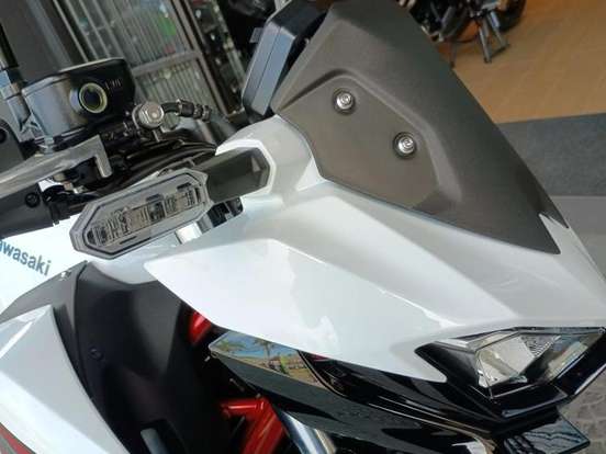 KAWASAKI-Z500 SE KAWASAKI-Z500 SE-2026