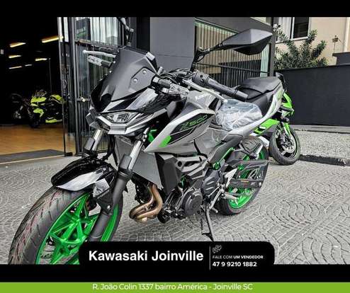 KAWASAKI-Z500-2025