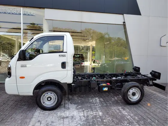 KIA BONGO 2.5 TD DIESEL STD CS 4x4 MANUAL KIA BONGO 2.5 TD DIESEL STD CS 4x4 MANUAL