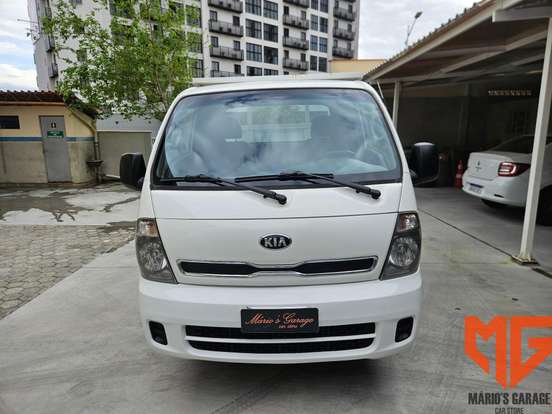KIA-BONGO-2014