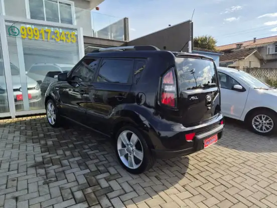 KIA-SOUL-2010