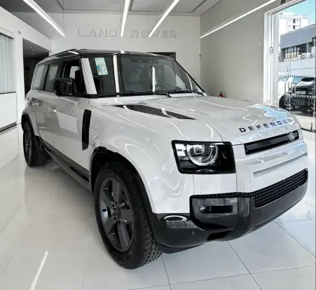 LAND ROVER-DEFENDER-2026