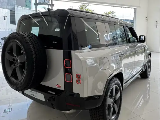 LAND ROVER-DEFENDER-3.0 D350 TURBO DIESEL MHEV 110 X-DYNAMIC HSE AWD AUTOMÁTICO LAND ROVER-DEFENDER-2026