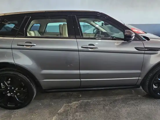 LAND ROVER-RANGE ROVER EVOQUE-2.0 DYNAMIC 4WD 16V GASOLINA 4P AUTOMÁTICO LAND ROVER-RANGE ROVER EVOQUE-2014