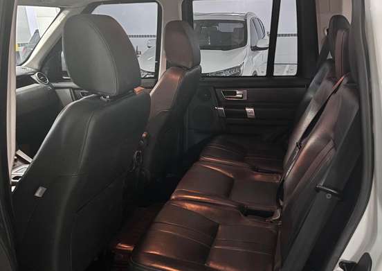 LAND ROVER-DISCOVERY 4-3.0 SE 4X4 V6 24V BI-TURBO DIESEL 4P AUTOMÁTICO LAND ROVER-DISCOVERY 4-2016